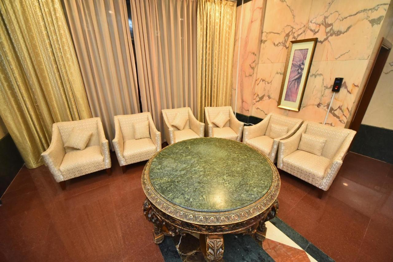 Emirates Stars Hotel Apartments Шарджа Екстер'єр фото