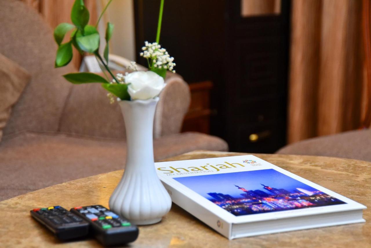 Emirates Stars Hotel Apartments Шарджа Екстер'єр фото