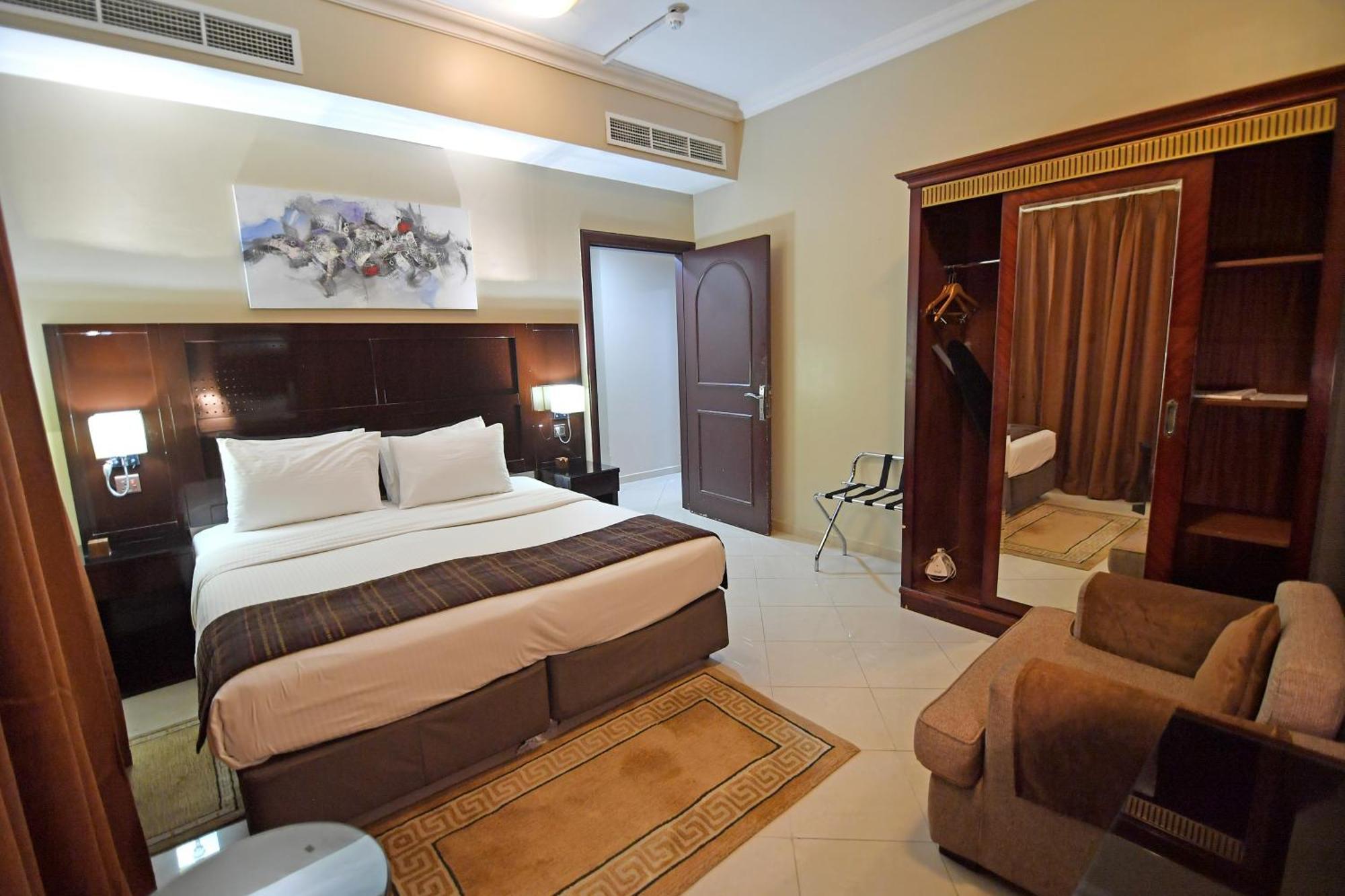 Emirates Stars Hotel Apartments Шарджа Екстер'єр фото