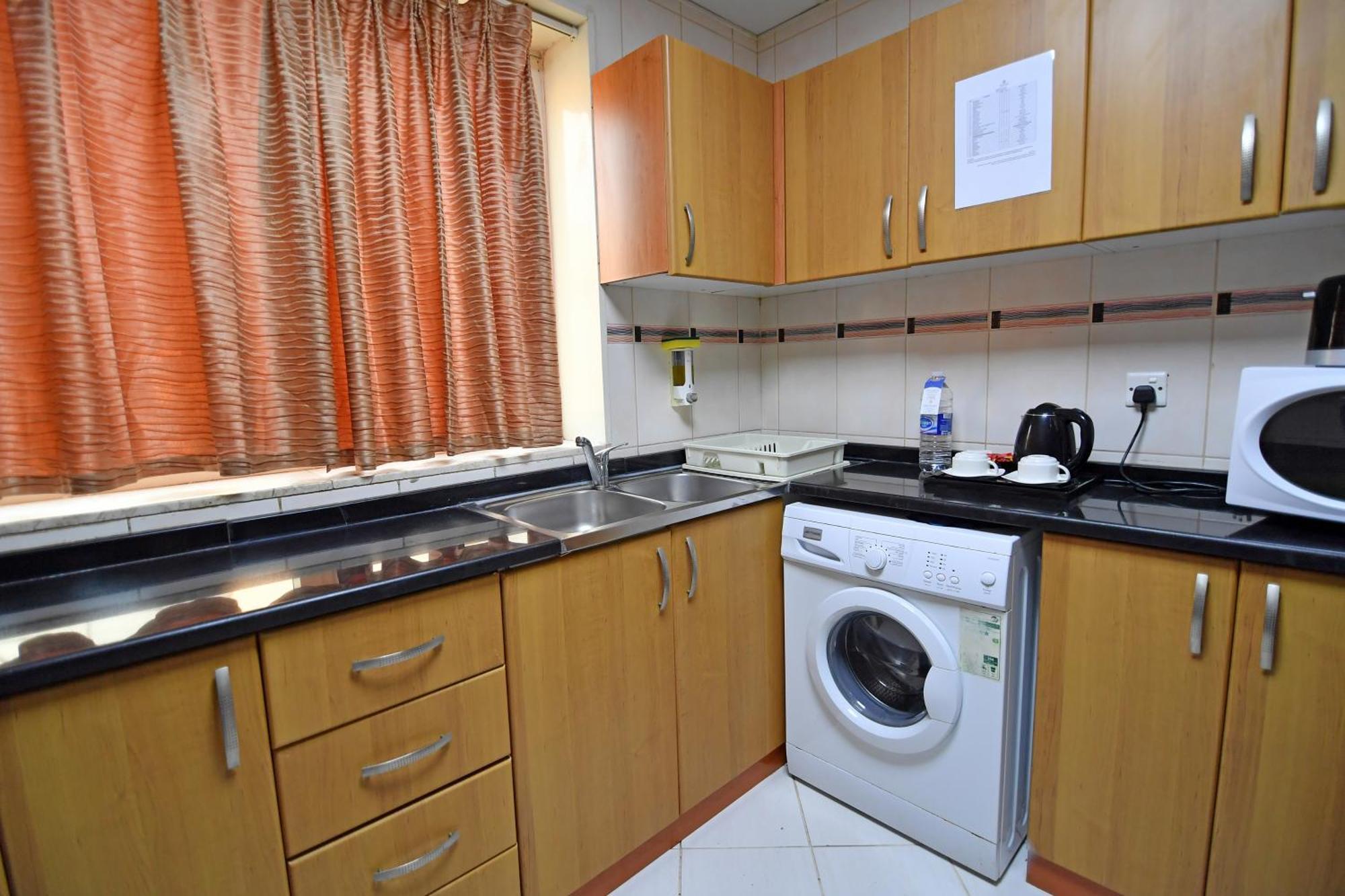 Emirates Stars Hotel Apartments Шарджа Екстер'єр фото