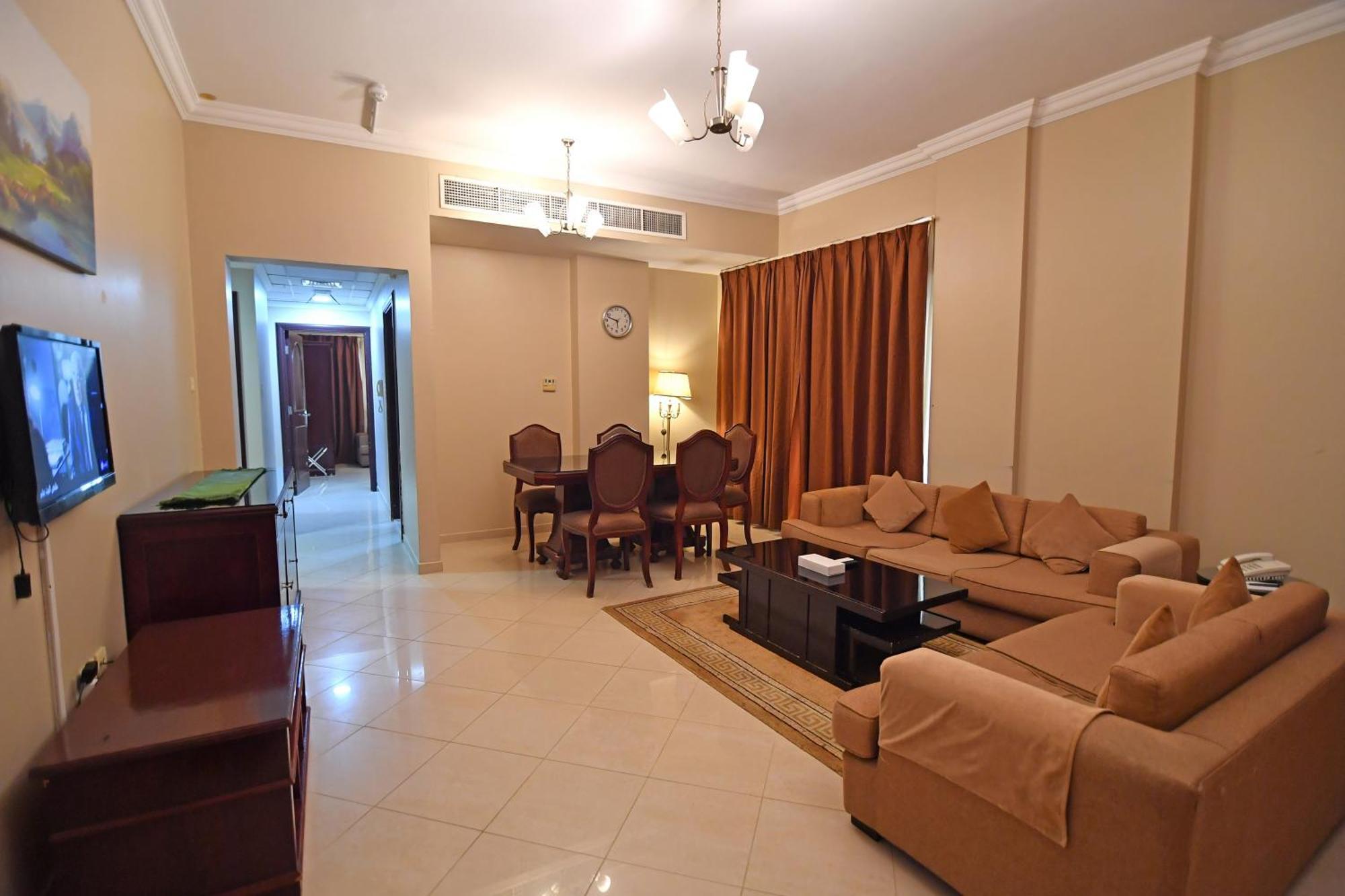 Emirates Stars Hotel Apartments Шарджа Екстер'єр фото