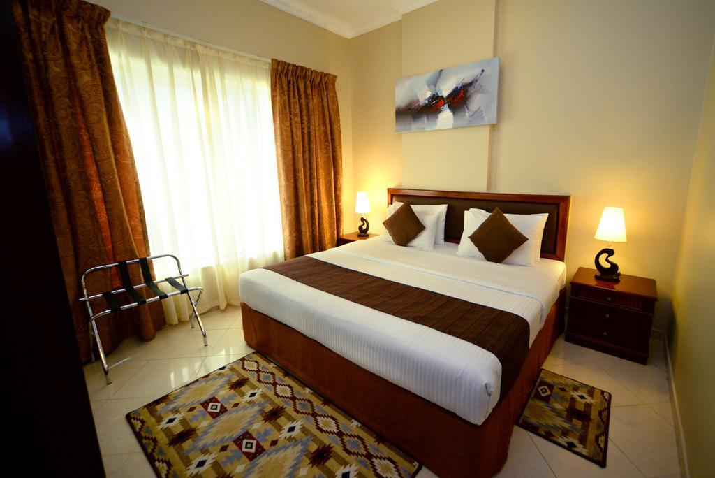 Emirates Stars Hotel Apartments Шарджа Екстер'єр фото